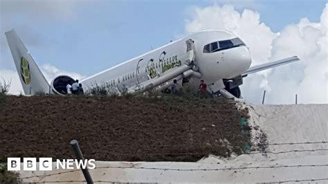 Guyana Plane Crash Six Injured On Fly Jamaica Flight