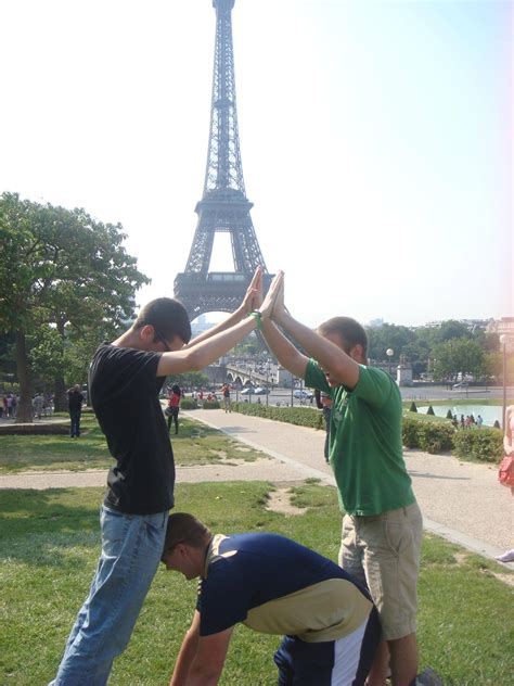 eiffel tower done right pics
