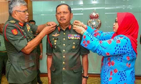 Pegawai Kanan Td Pakai Pangkat Berita Tentera Darat Malaysia