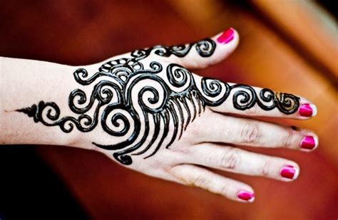 Top 25 Easy Henna Designs For Girls