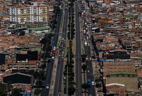 Estas serán las novedades para el 'pico y placa solidario' en 2021. Pico Y Placa Bogota : Pico Y Placa En Bogota Se Suspendera ...