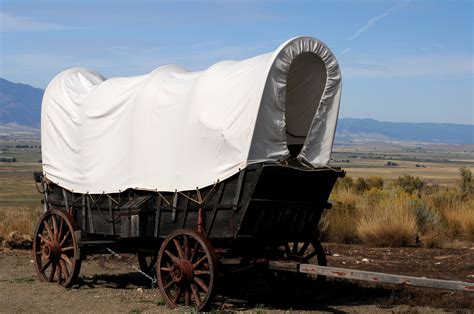 Conostoga Wagon At National Historic Oregon Trail Rv Lifestyle News Tips Tricks And More