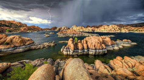 Beautiful Hd Wallpaper Lake Islands Of Rock Dark Storm Cloud Lightning