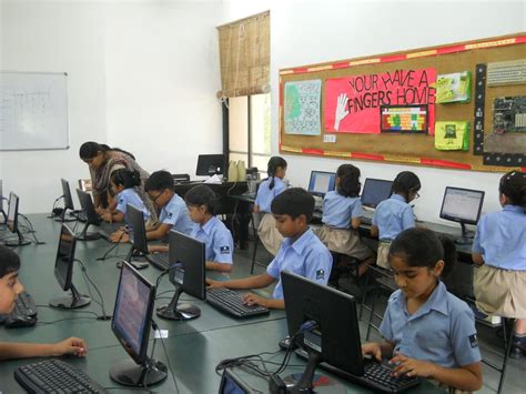 Computer Lab Nalanda International School