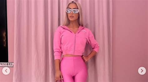 Kim Kardashian Channels Inner Barbie In New Pictures Clicked By Daughter North Trendradars Latest