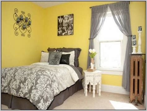 How To Decorate A Room With Yellow Walls Leadersrooms