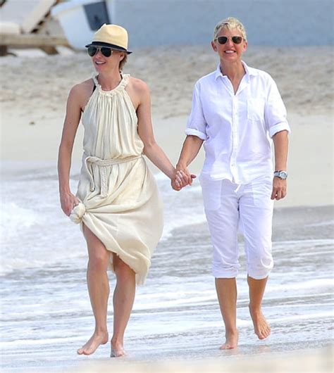 Portia De Rossi Ellen Degeneres Sand In Their Toes Hot Pics Us Weekly