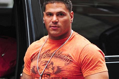 Jersey Shores Ronnie Ortiz Magro Avoids Jail Time After He Cops A Plea