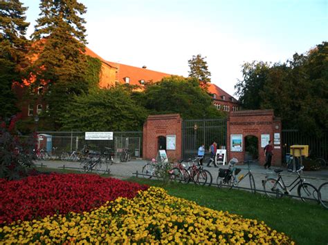 Einer der größten botanischen gärten weltweit. Botanischer Garten Berlin | ytti.de | Garten, Berlin ...