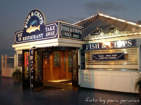 Samak is the egyptian word for fish. given the fact the country is wedged between the mediterranean and red seas, you find seafood prepared all sorts of different ways in egypt's many coastal towns. Fish & Chips | This restaurant was near the end of the ...
