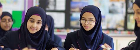 Pupils Celebrate Fantastic Sixth Form Results Tauheedul Islam Girls