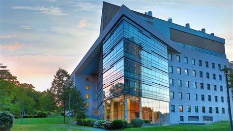 Albert Einstein College Of Medicine Tops 200 Million In Nih Grants In