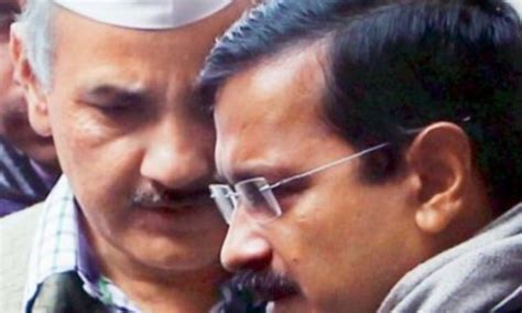 Crumbling Under The Pressures Of Power Already Cracks Appear In Aap As