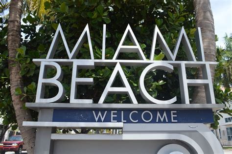 Welcome To Miami Beach Sign In South Beach Miami Dade Coun Flickr