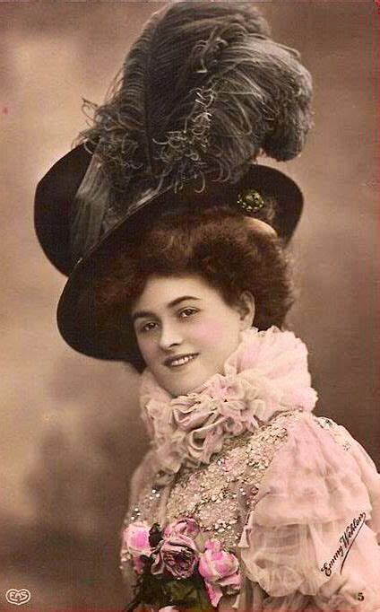 A Feather In Her Cap Vintage Ladies Womens Vintage Dresses Vintage Portraits