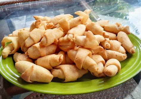 Check spelling or type a new query. Resep Molen Renyah Anti Gagl : Cara Membuat Pisang Molen ...