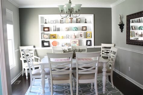 Painted dining room table from family feedbag. Budget Fall Dining Room Makeover for under $20