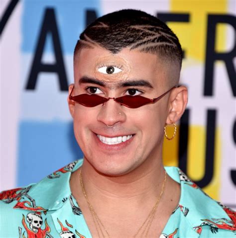 Bad Bunny Old Music Pin On Pretty Pretty People What Cant Bad