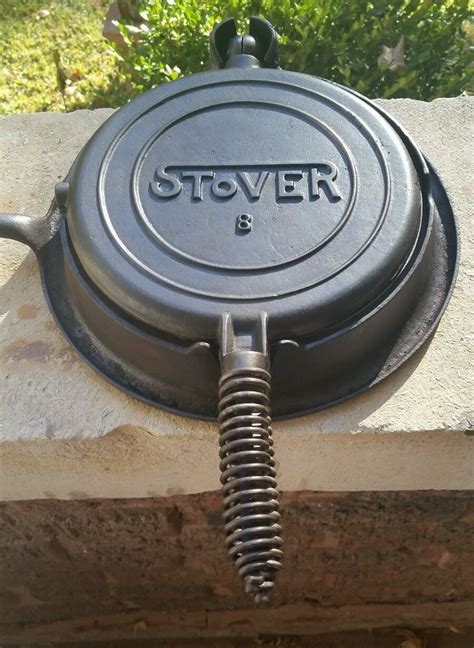 Vintage Stover No 8 Cast Iron Waffle Maker With Alaskan Coil Handles
