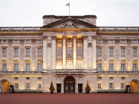 Buckingham Palace Ultimate Guide To Londons Royal Residence Time