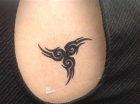 Bird tattoos are very popular as it shows freedom of life. 45 best Divergent Bird Tattoo Designs images on Pinterest ...