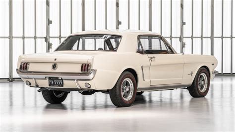 1964 12 Mustang Coupe ⋆ Blue Oval Car Barn