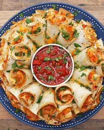 Cooked & shredded chicken 2 cups chopped onion 1 chopped bell pepper 1 marinara sauce 1 cup tortillas 20 shredded cheddar cheese 1 cup shredded. Blooming Quesadilla Ring Recipe by Tasty | Recipe | Party ...