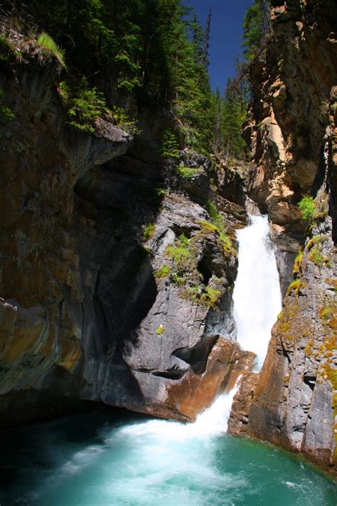 Hike Johnston Canyon To The Ink Pots Travel Guides Itineraries For