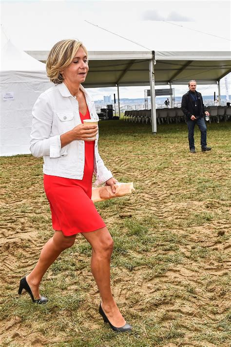 Valérie pécresse enrôle des champions du monde. Pécresse lance son mouvement Libres! pour "oxygéner la ...