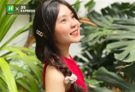 Nguyễn Thị Bích Ngân Hotface Phú Yên Với Nụ Cười Tỏa Nắng
