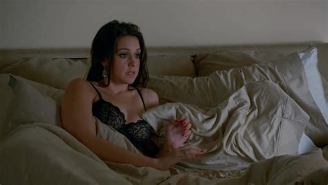 Nude Video Celebs Diana Terranova Nude Kelen Coleman Sexy Californication S07e12 2014