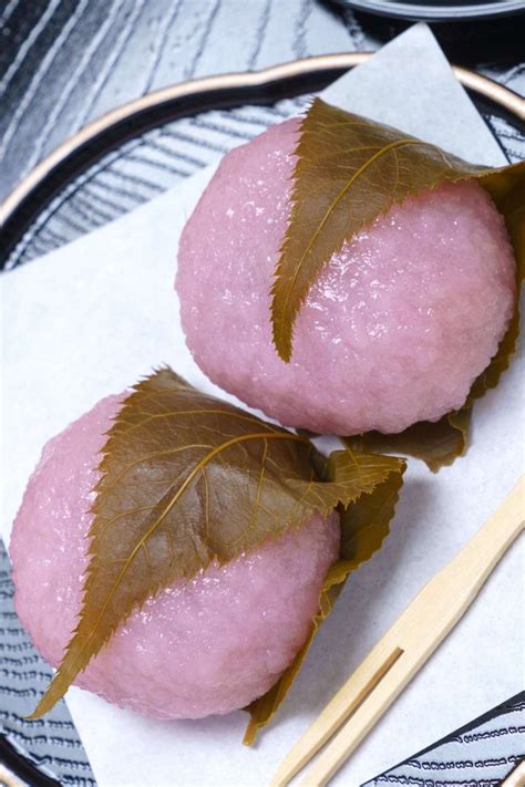 Sakura Mochi Easy Japanese Pink Mochi Recipe