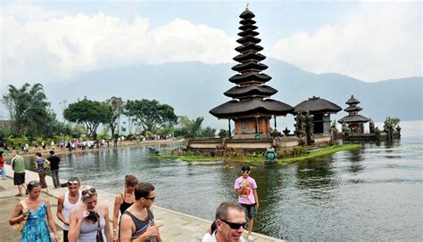 Kunjungan Wisatawan keIndonesia Pada 2016 Mencapai 12 Juta Lebih ...