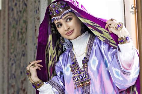 Uzbek Clothing Is Very Colorful And Traditional Central Asia Tours