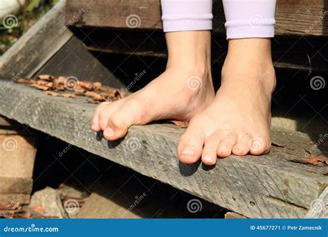 Bare Feet On Stair Stock Image Image Of Feet Barefoot 45677271