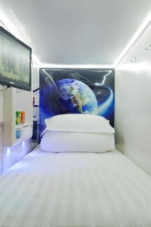 Capsule hotel is more and more popular in the world now, especially in japan and hongkong. The first $6/night capsule hotel in Vietnam - News VietNamNet