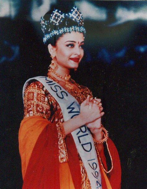 Happy Birthday Aishwarya Rai Here Are 30 Rare Photos Of The Former
