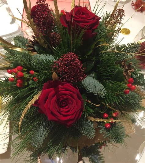 christmas wedding flowers christmas stuff christmas wreaths christmas wedding flowers holiday