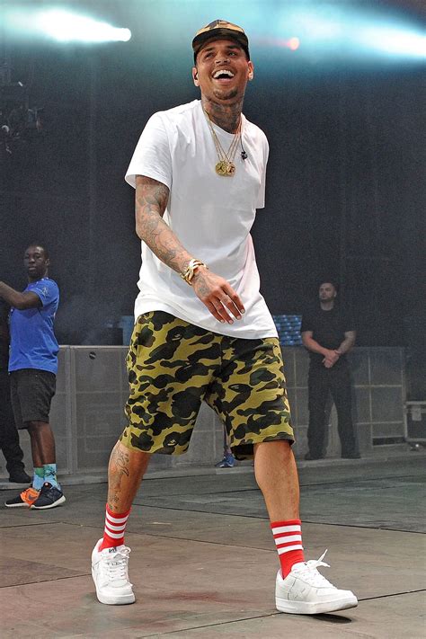 Chris Brown To Release Seventh Album This Fall Chris Brown Outfits