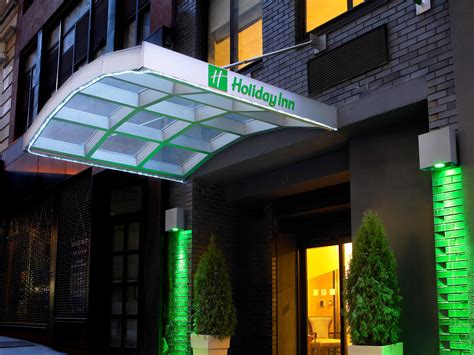 The holiday inn westbury is a long island hotel conveniently located in the heart of nassau county, and is easily accessible to many points of interest, businesses, attractions, restaurants, multiple shopping malls, colleges, concert halls and more. Hotels in Lower Manhattan Financial District | Holiday Inn ...