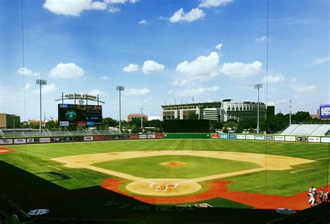 It is one of the elite college baseball programs in the nation. Best Places to Eat Around Alex Box Stadium