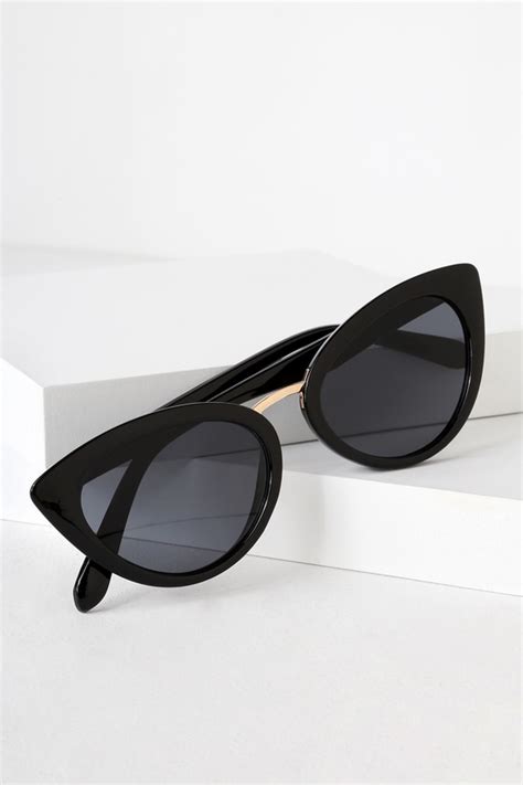 Cute Black Sunnies Cat Eye Sunglasses Black Sunglasses Lulus