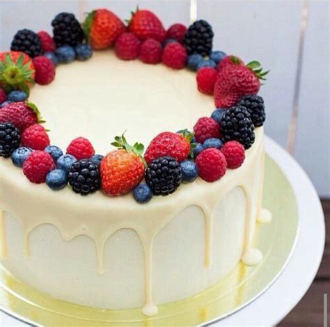 Pin By François J Interiors On Cakes Cake Decorated With Fruit