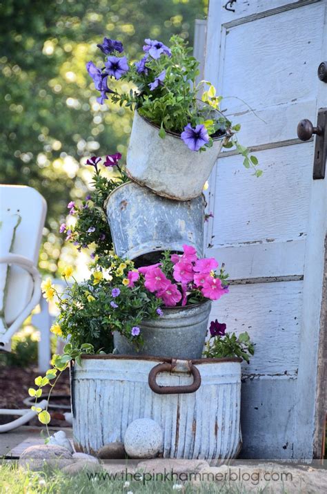 Primitive Tipsy Pot Planters Diy Rustic Garden Decor The Pink