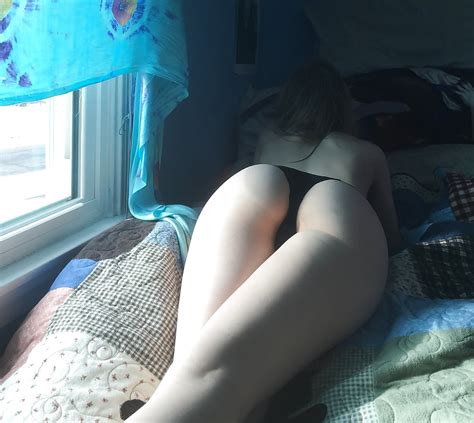 【画像】”セックス依存症” の20歳女子の裸がエロすぎる ポッカキット