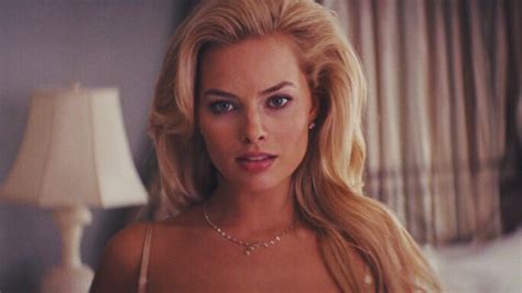 Margot Robbie The Wolf Of Wall Street Bed