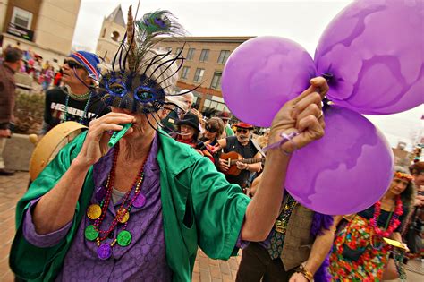 Photo Gallery The 2017 Mardi Gras Parade I Heart Local Music