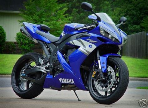 New Motorcycles Yamaha R1