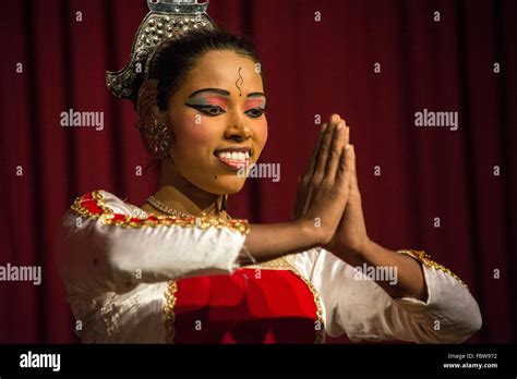 A Group Of Kandyan Dancers Performing The Pooja Dance With The Kandyan Drummers Part Of The
