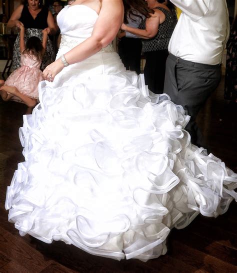 Galina Signature Ruffled Skirt Wedding Gown With Embellished Waist Used